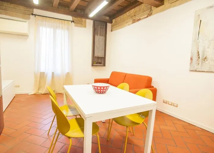 Italianflat - Veronetta Flat *