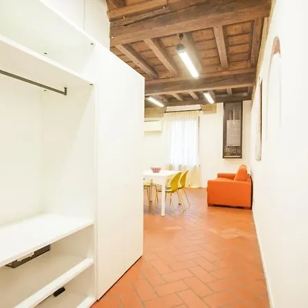 Italianflat - Veronetta Flat * Werona